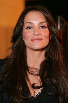 Caren Johnson - Kristen Cloke